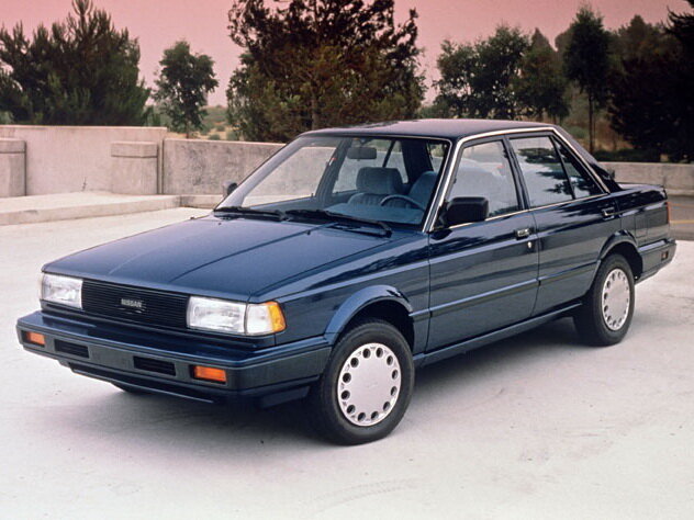 Nissan Sentra 2 поколение, седан (05.1986 - 10.1990)